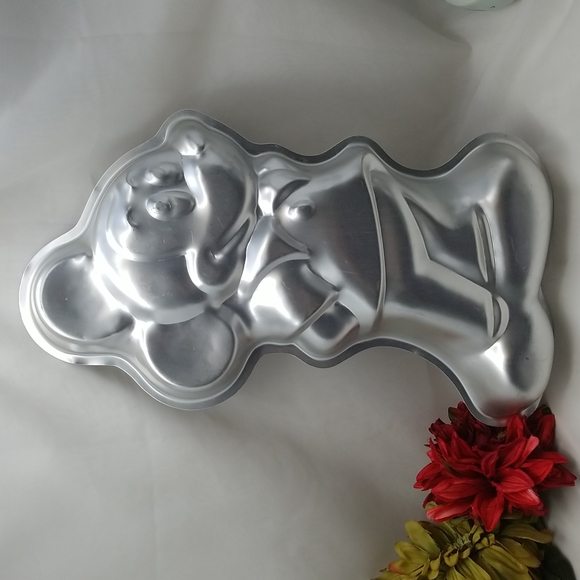 Disney Kitchen Vintage Mickey Mouse Full Body Cake Pan Poshmark